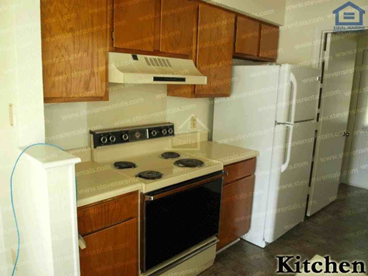 439 Oriole Dr #M17 - Photo 7 of 16