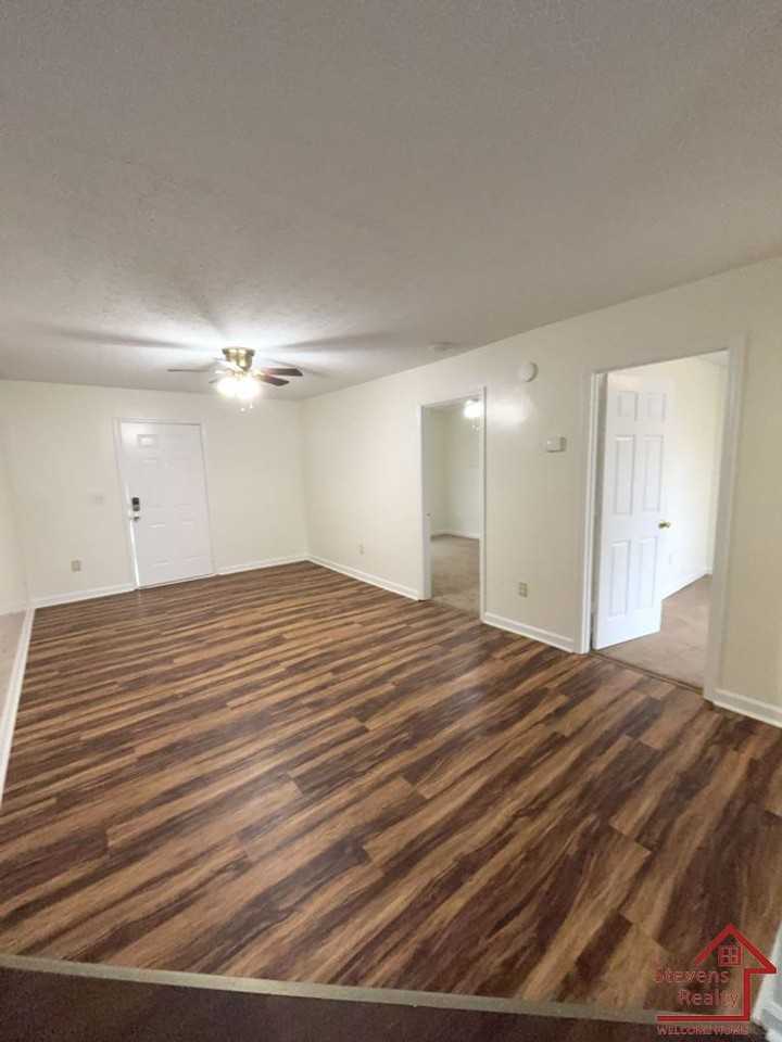 235 Dogwood Pointe Dr #1 - Photo 3 of 11