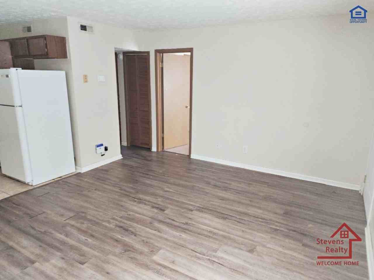 401 Spruce Ave #A - Photo 7 of 13