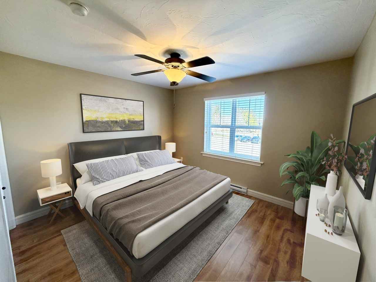 Point Park Apartments - Photo 7 of 16