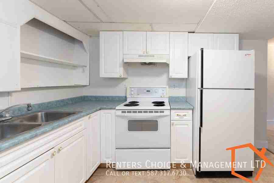 124B Park Meadows Blvd N - Photo 3 of 16