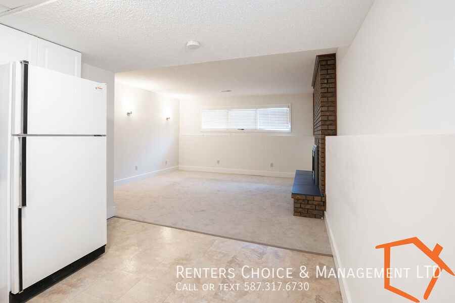 124B Park Meadows Blvd N - Photo 4 of 16