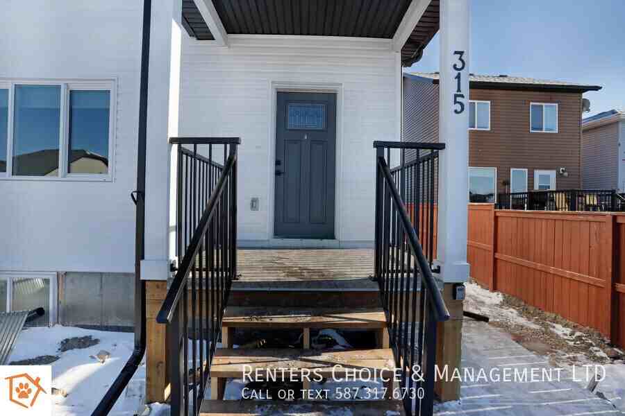 315F 16 St E - Photo 4 of 28