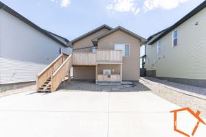 featured image of 51 2-51 Kensington Rd W