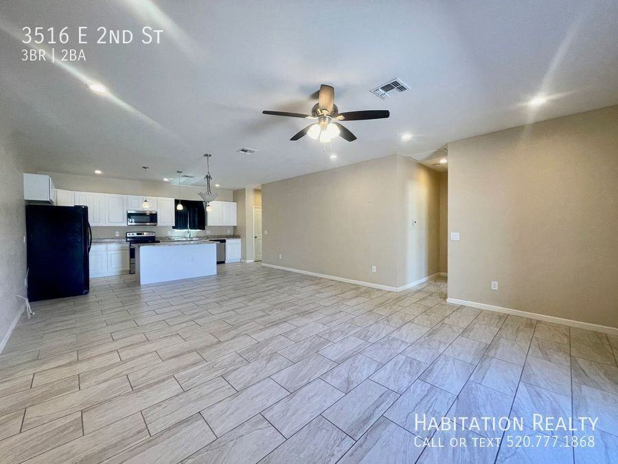 3516 E 2nd St #2 - Photo 4 of 19