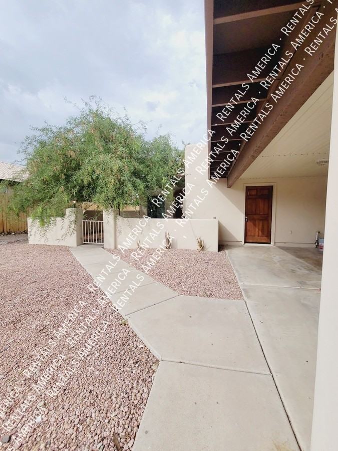 13831 N Kendall Dr Apt A #A - Photo 2 of 17