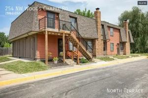 featured image of 254 Nw Woods Chapel Rd #COPY