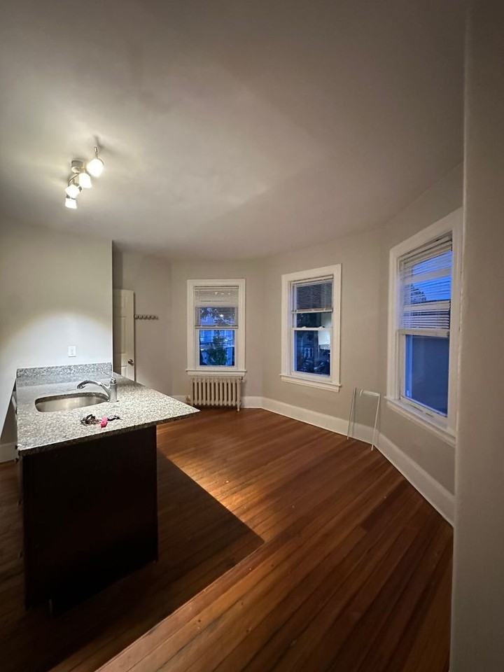 94 Oakland Ave. - Photo 2 of 20