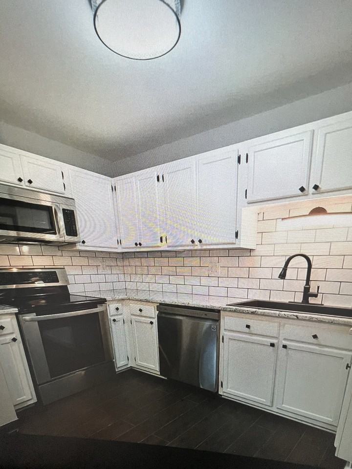 225 Hillstone Dr #NA - Photo 2 of 12