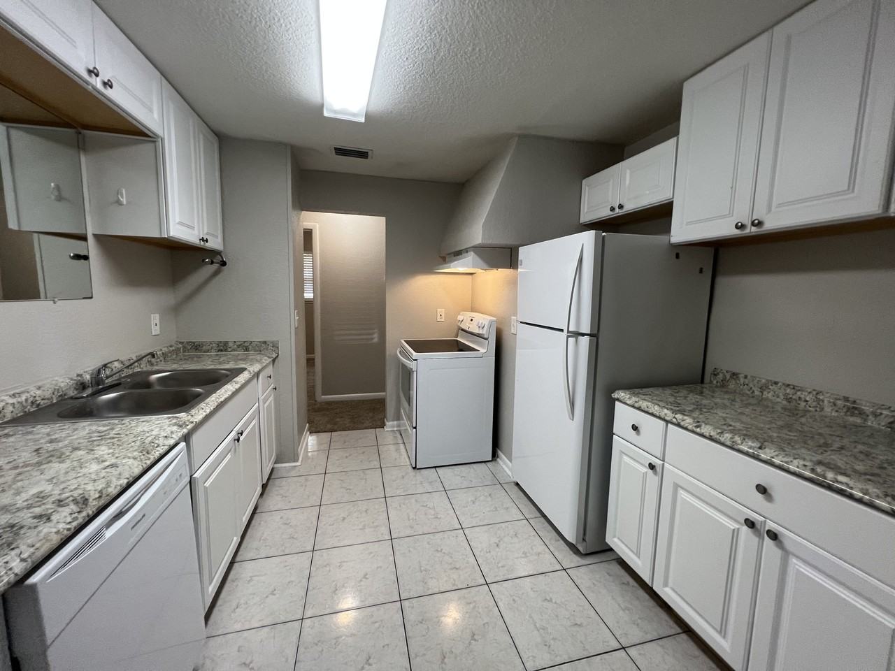2965 Sunset St - Photo 2 of 8