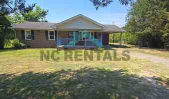 featured image of 900 Greenwood Blvd