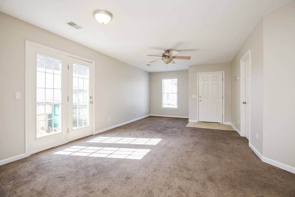 2538 Sonar St - Photo 2 of 13