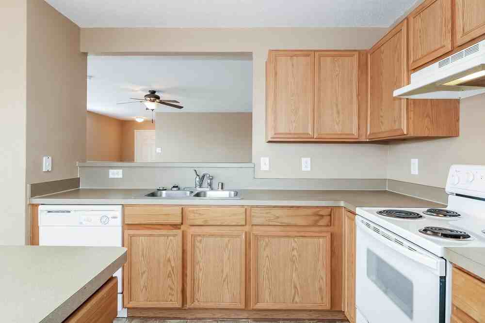 1324 Burleson St - Photo 6 of 18