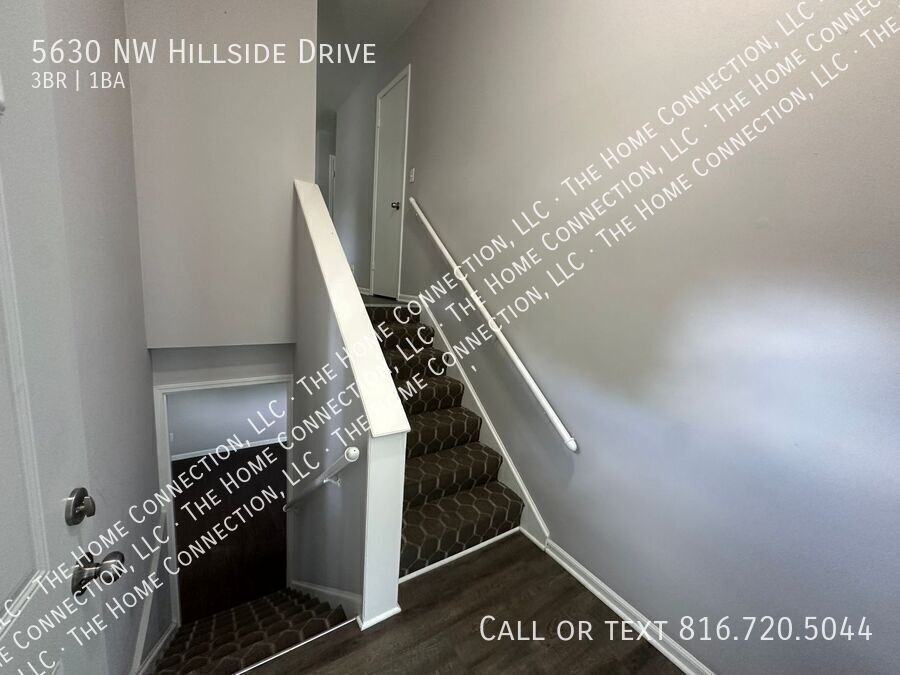5630 Nw Hillside Dr - Photo 3 of 22