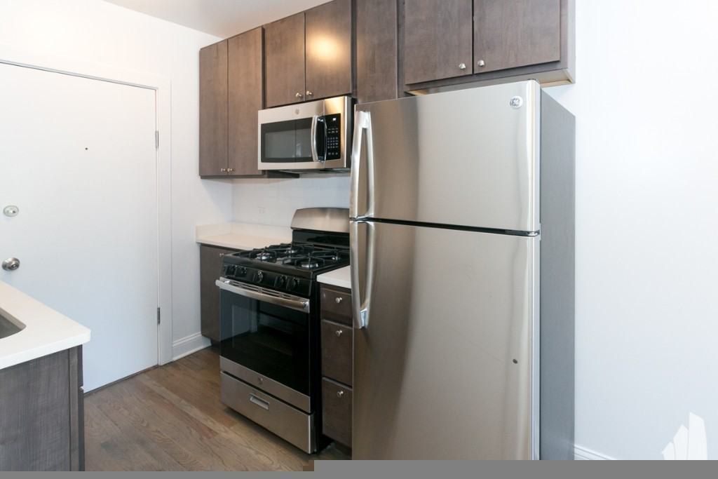 2641 N Spaulding Ave #3E - Photo 2 of 7