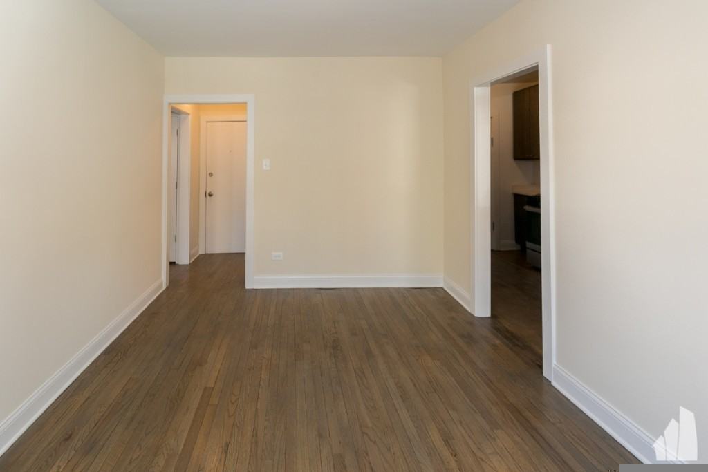 2641 N Spaulding Ave #3E - Photo 5 of 7