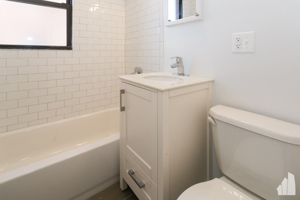 2641 N Spaulding Ave #3E - Photo 6 of 7