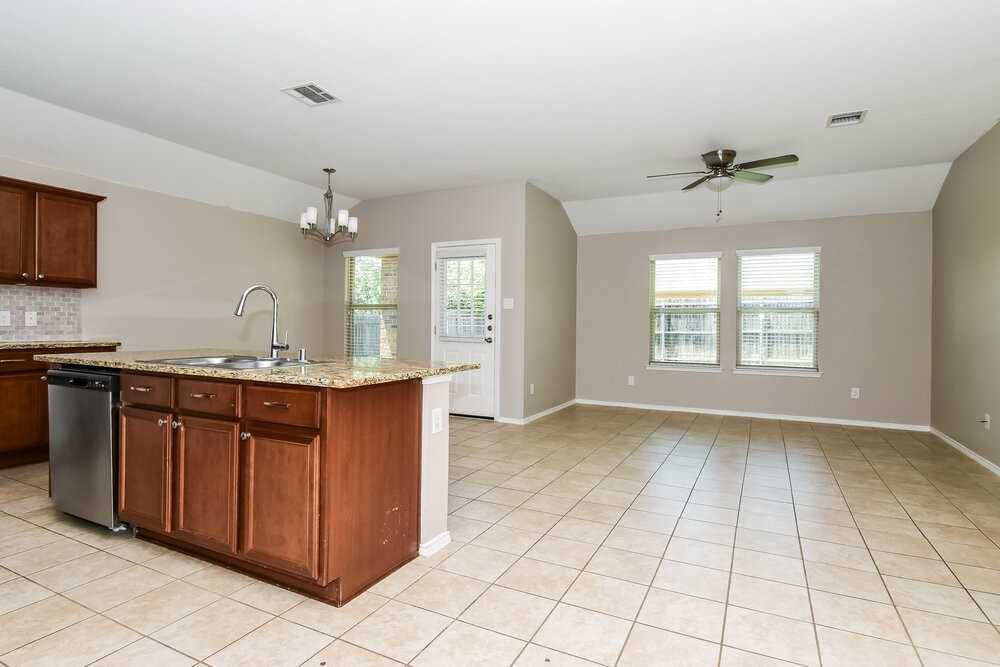 1114 Nickel St - Photo 6 of 16