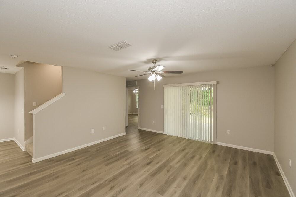 3059 Firethorn Ave - Photo 4 of 17