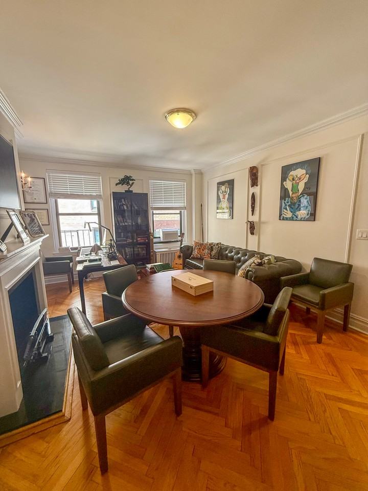 5th Ave & E 97th St #510 - Photo 3 of 19