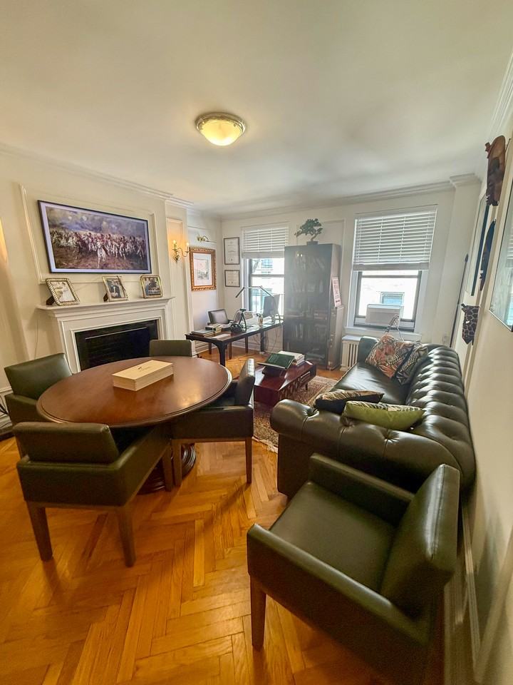 5th Ave & E 97th St #510 - Photo 4 of 19