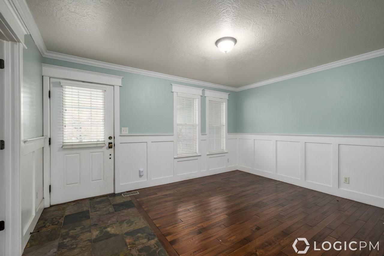 376 W Concord Pl - Photo 5 of 31