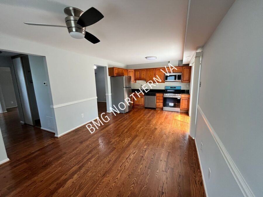 5344 Anchor Ct - Photo 3 of 20