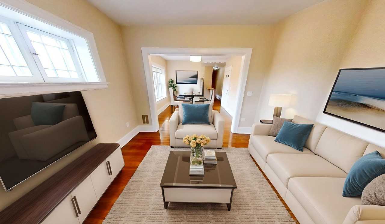 96 Laburnam Cres #3 - Photo 2 of 15