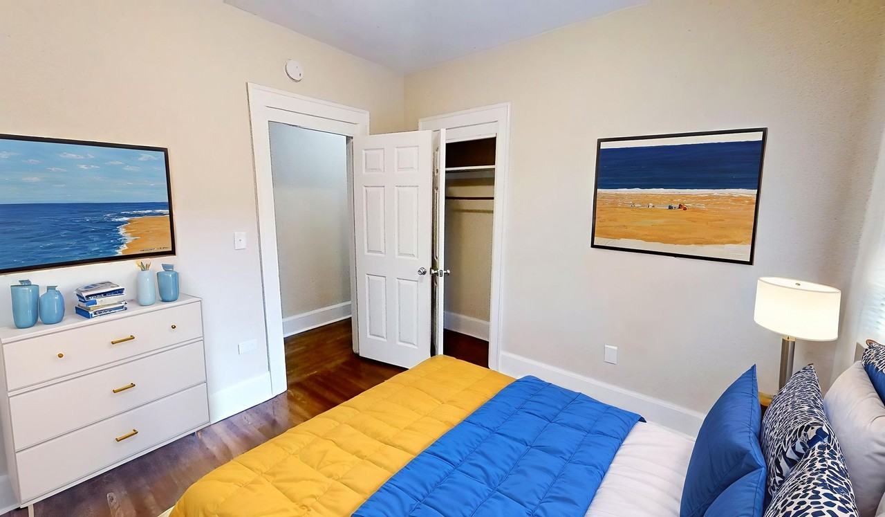 96 Laburnam Cres #3 - Photo 5 of 15
