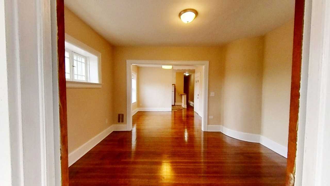 96 Laburnam Cres #3 - Photo 6 of 15