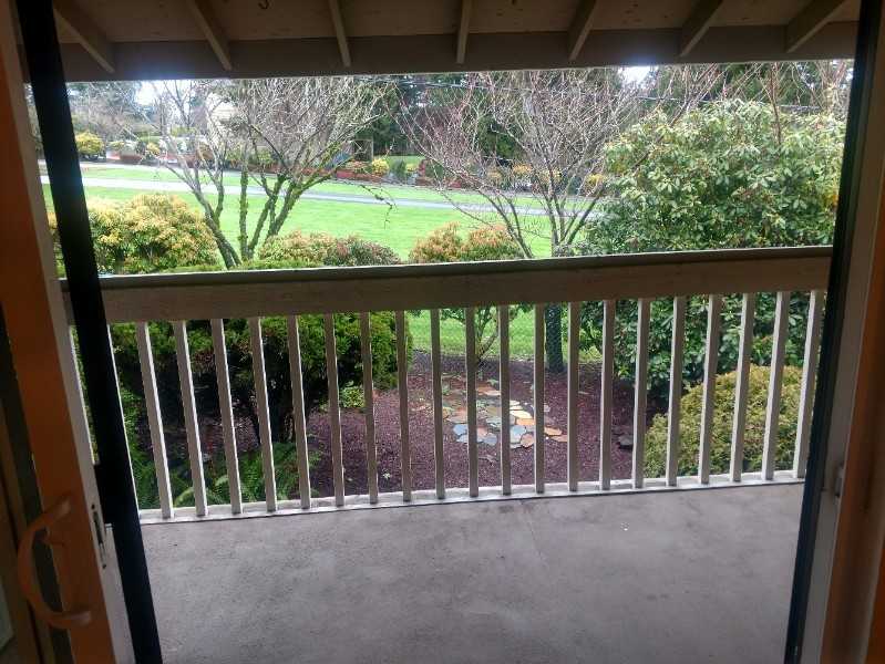 14050 Se17Th Pl - Photo 5 of 17