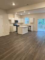 featured image of 889 N 18th Ave