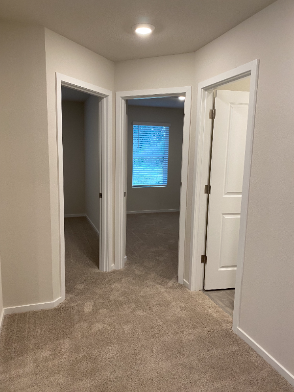 889 N 18th Ave - Photo 7 of 18