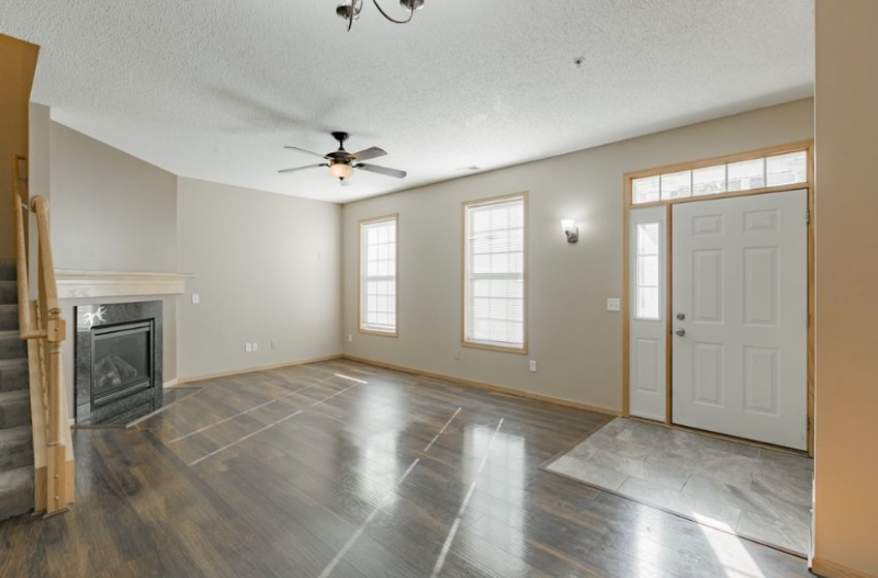 1244 Chateau Ave - Photo 5 of 18