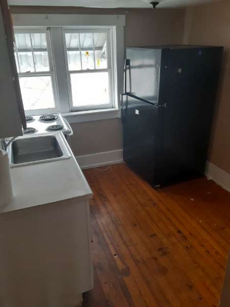 710 Monroe St #B - Photo 6 of 6