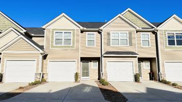 featured image of 813 Stonebriar St