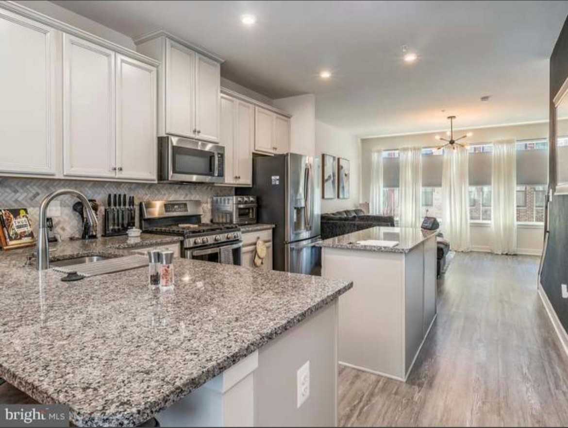 2821 Evansgreen Dr - Photo 6 of 10