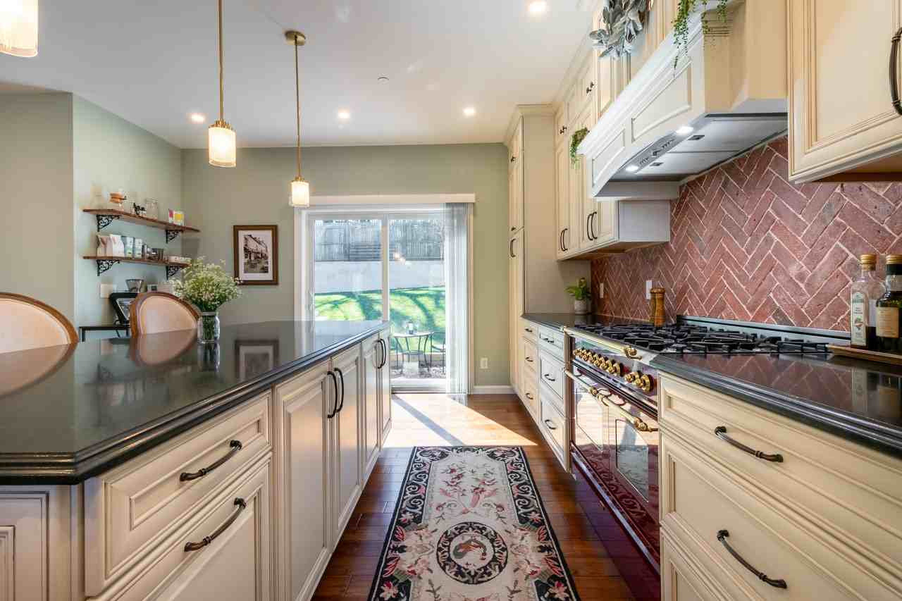 381 Kyle Rd - Photo 6 of 16