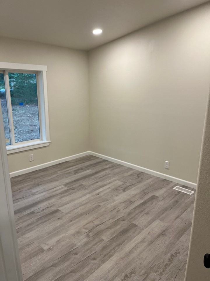 15054 Glenwood Rd Sw - Photo 5 of 13