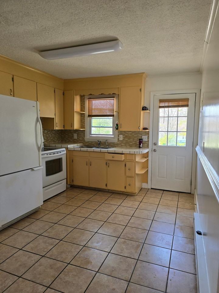 Culbreth Ave - Photo 4 of 29