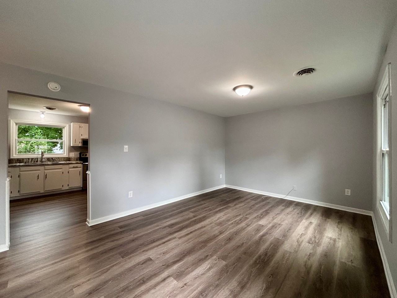 6317 Phobus Dr - Photo 2 of 14