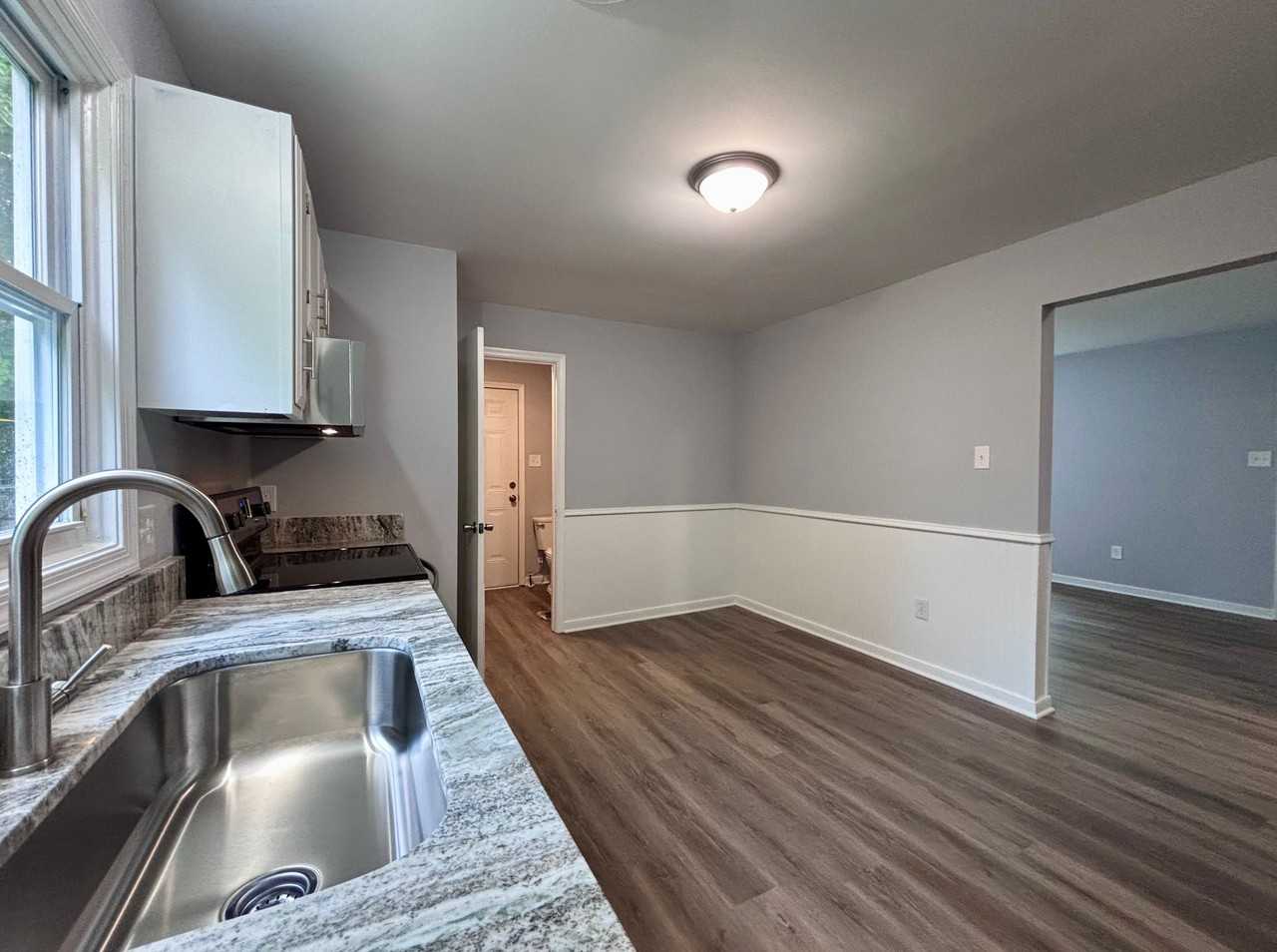6317 Phobus Dr - Photo 6 of 14