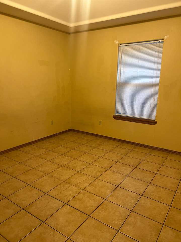 618 San Antonio Ave #1 - Photo 6 of 10