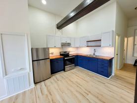 828 Campbell St - Photo 1 of 1