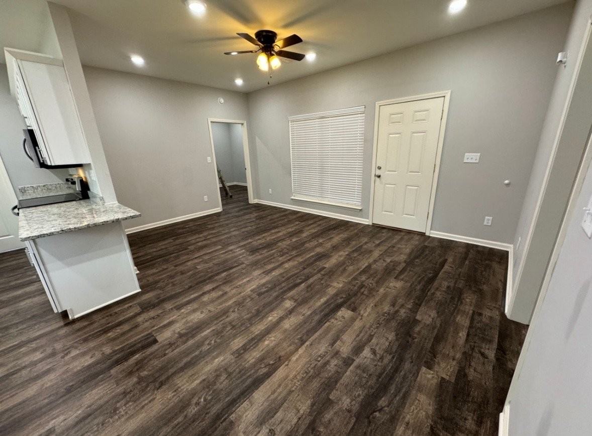 461 Ridge Rd - Photo 2 of 11