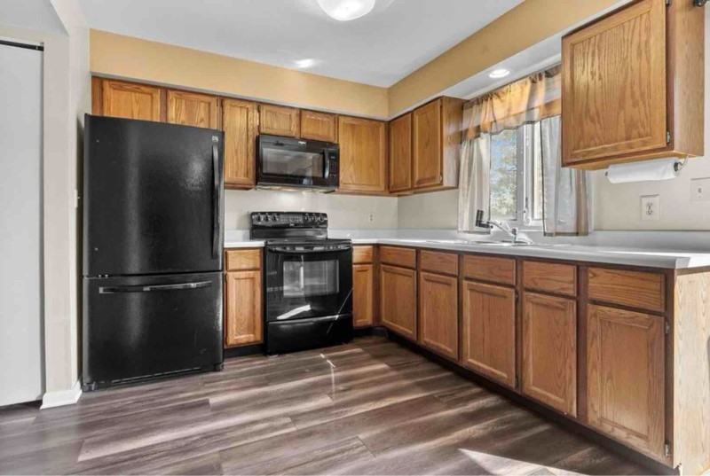 1523 Grandview Ct #2 - Photo 4 of 18