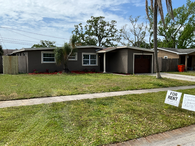 8804 78th Pl - Photo 2 of 17