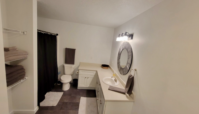 140 Railroad Ave #3 - Photo 4 of 17