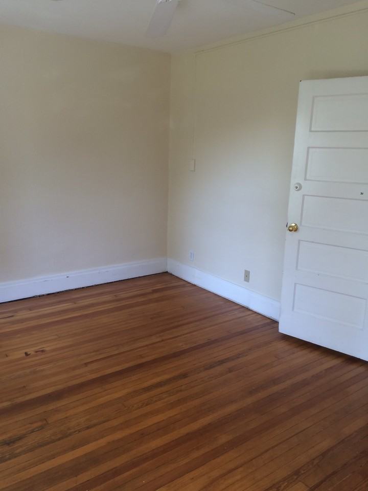 2319 N High St - Photo 6 of 6