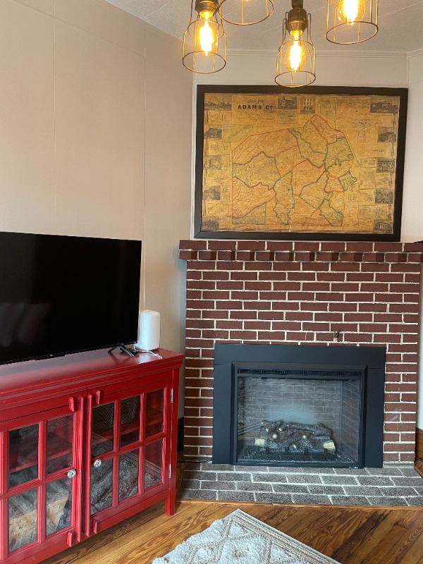 257 Baltimore St - Photo 3 of 8